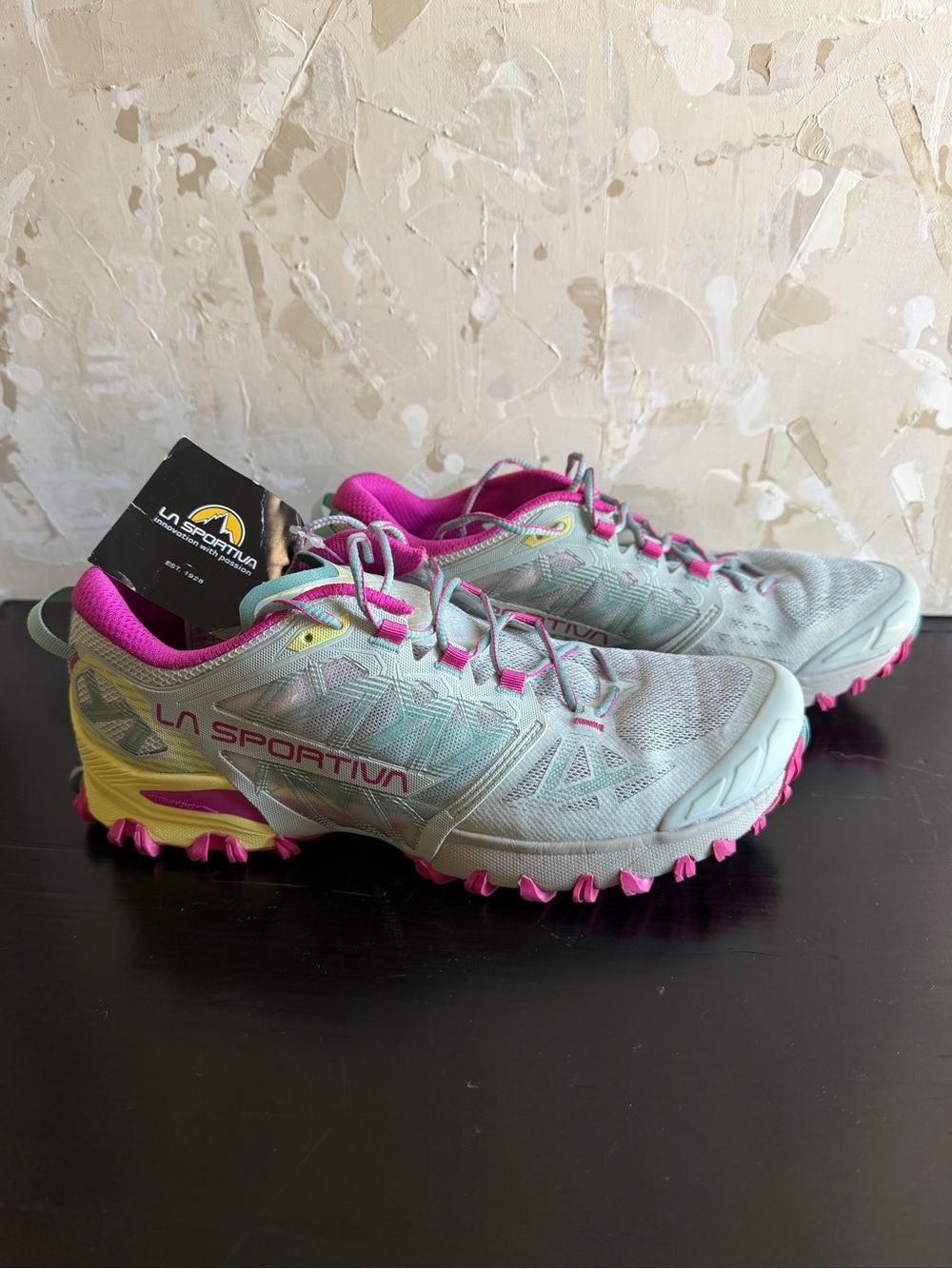 La Sportiva Women's Bushido lll Trail Runners in Mint and Pink - Picture 3 of 11